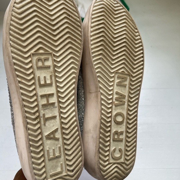Designer Leather Crown Sneakers in silver glitter, zebra toe on leather. S 39 - Picture 4 of 10